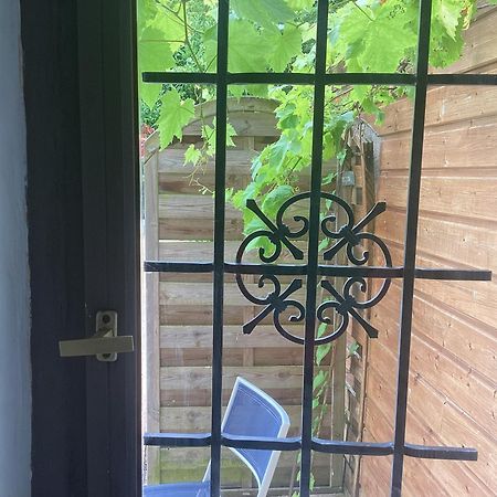 Bed and Breakfast Le Lavoir Châteauroux Exterior foto